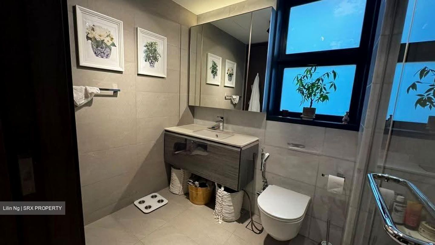 Royalgreen (D10), Condominium #607460431